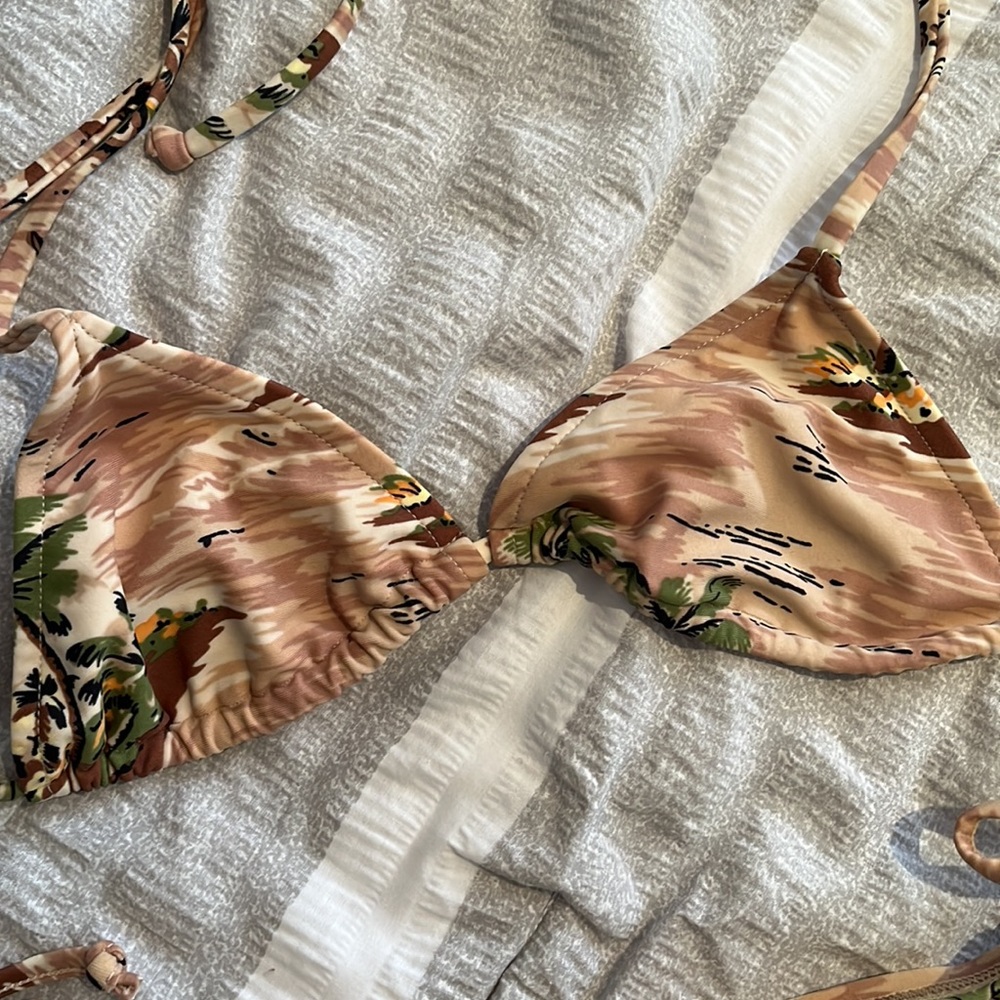 Old Navy 🌴 bathing suit - Picture 3 of 7